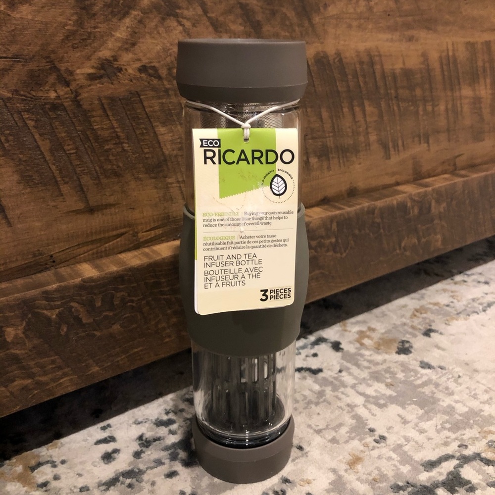 Ricardo fruit and tea infuser bottle
